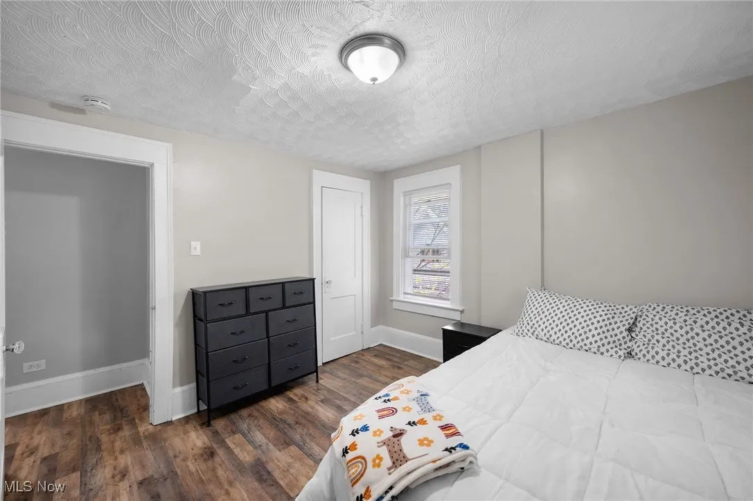 Bedroom #1