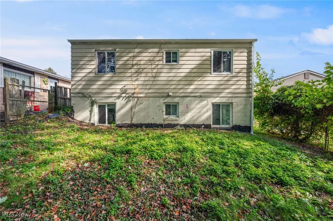 604-606 Gibbs Road, Akron, Ohio 44312,MLS Now Listing ID