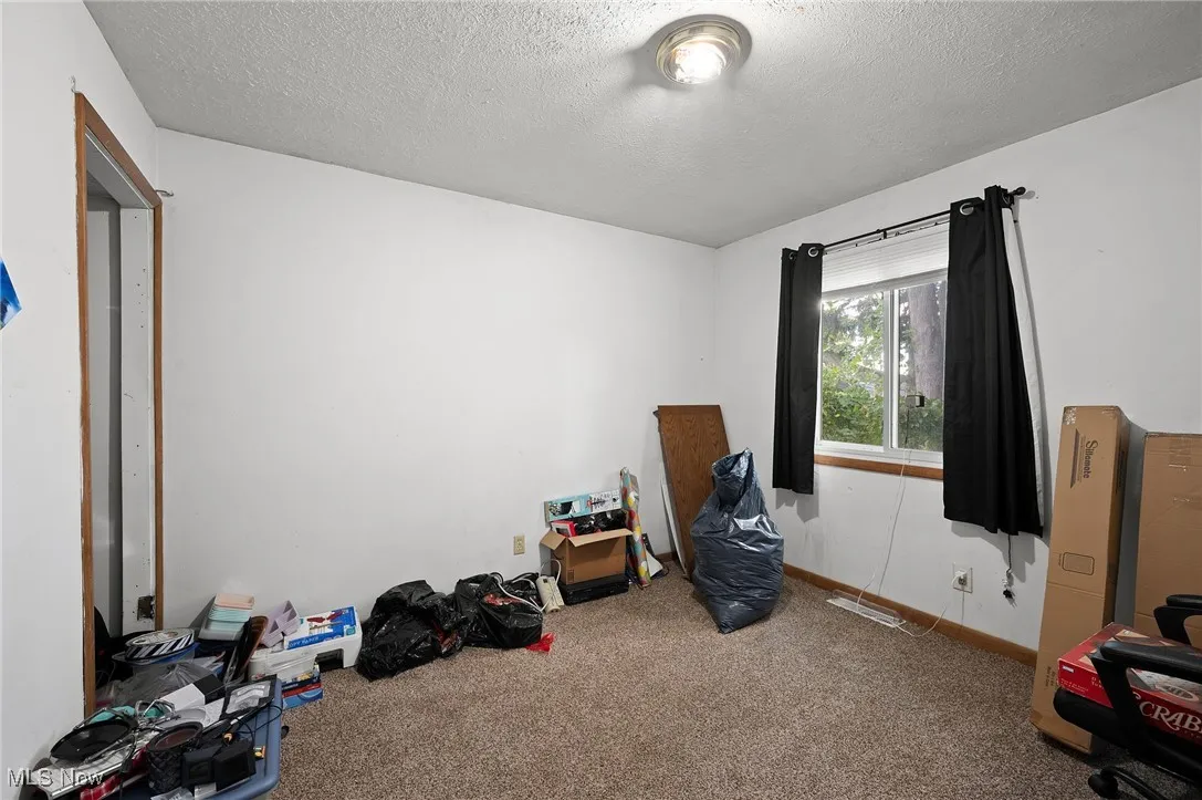 Unit 604 (Lower Unit)