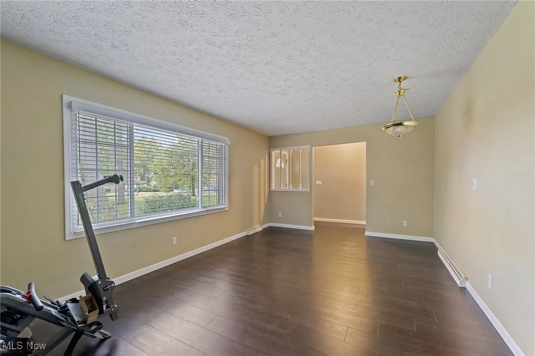 7111 Pine Grove Drive, Hubbard, Ohio 44425,MLS Now Listing ID