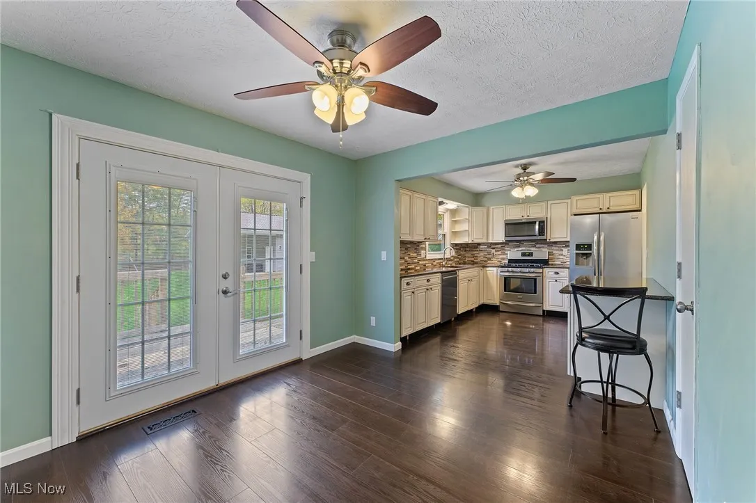 7111 Pine Grove Drive, Hubbard, Ohio 44425,MLS Now Listing ID
