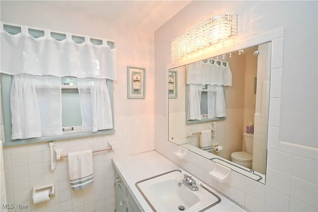 3811 Artmar Drive, Youngstown, Ohio 44515,MLS Now Listing ID