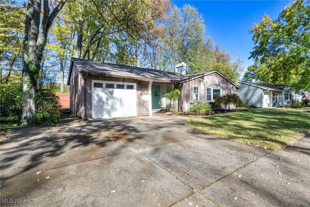 104 Whitehall Drive, Berea, Ohio 44017,MLS Now Listing ID