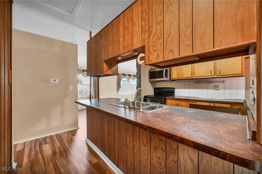 104 Whitehall Drive, Berea, Ohio 44017,MLS Now Listing ID