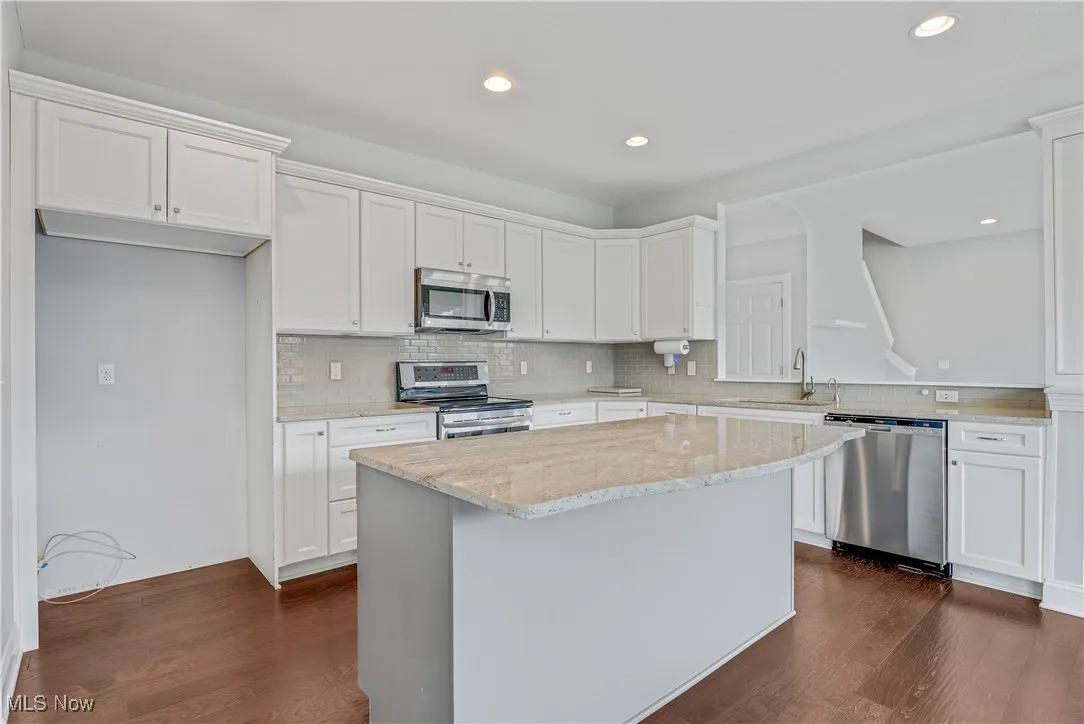 2962 Flossy Court, Willoughby, Ohio 44094,MLS Now Listing ID