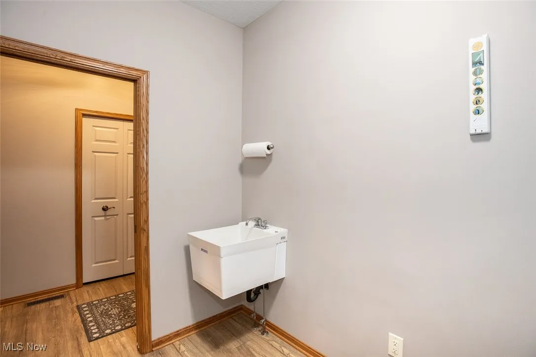2734 Blakeslee Boulevard, Medina, Ohio 44256,MLS Now Listing ID