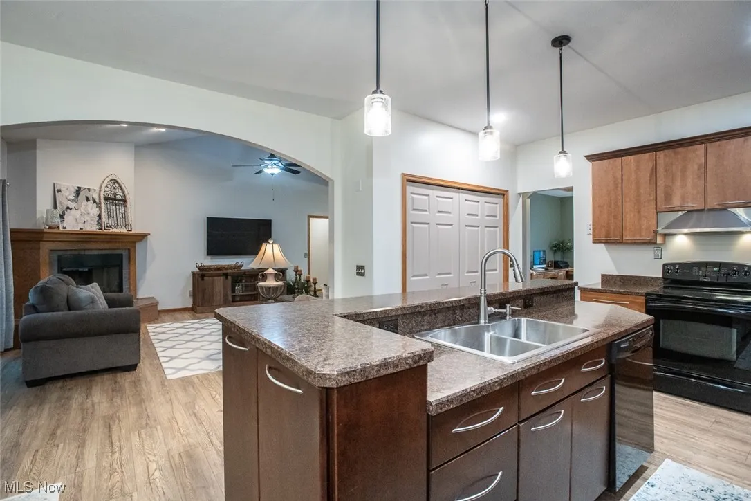 2734 Blakeslee Boulevard, Medina, Ohio 44256,MLS Now Listing ID
