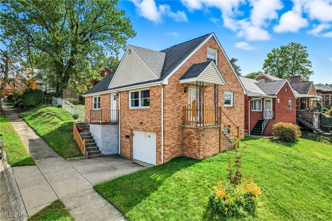 4 Bedroom, 3 bath brick cape cod is larger than it​​‌​​​​‌​​‌‌​‌‌​​​‌‌​‌​‌​‌​​​‌​​ appears!