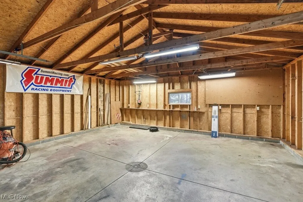 1285 Everbright Drive, Uniontown, Ohio 44685,MLS Now Listing ID