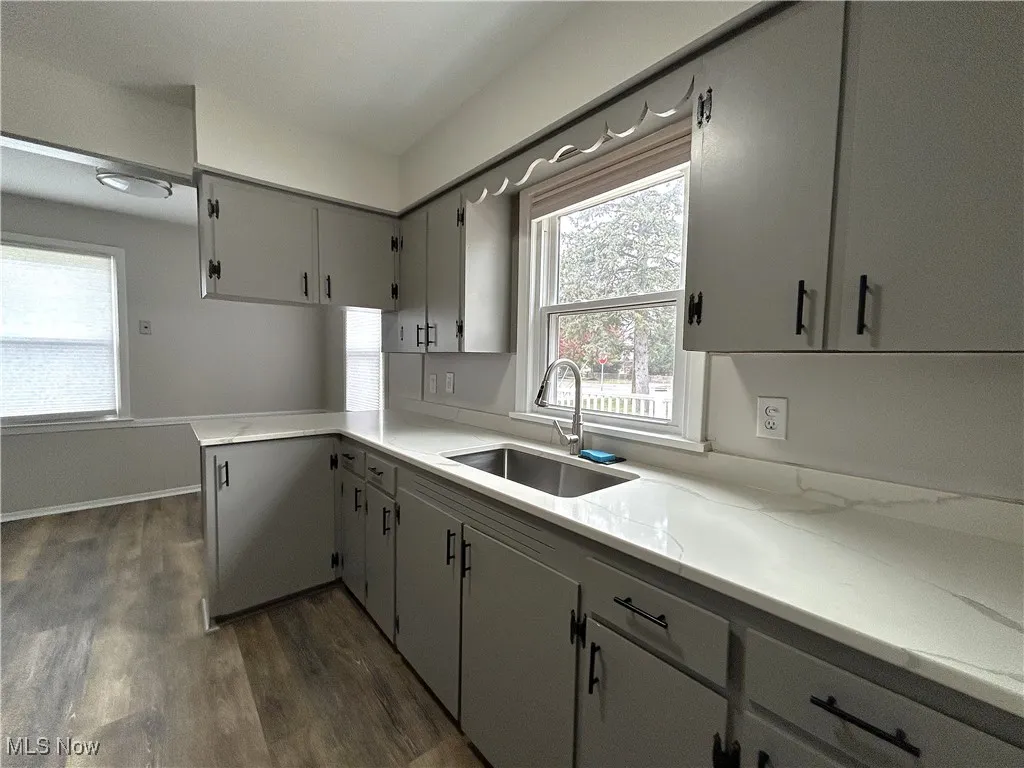 Lots of cabinet and counter top space.