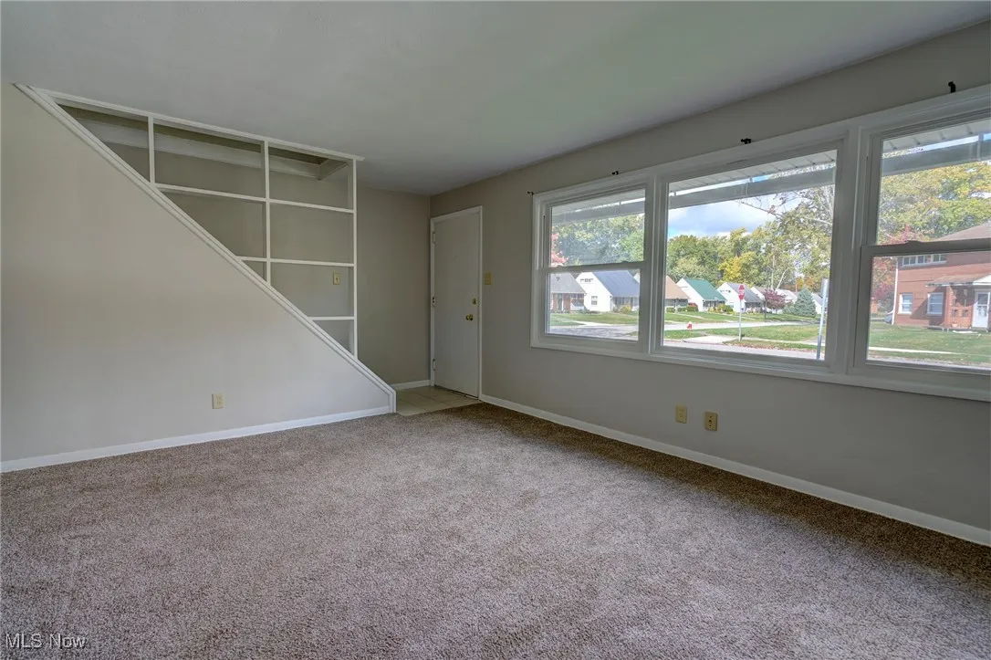 1120 Saxe Avenue, Cuyahoga Falls, Ohio 44221,MLS Now Listing ID