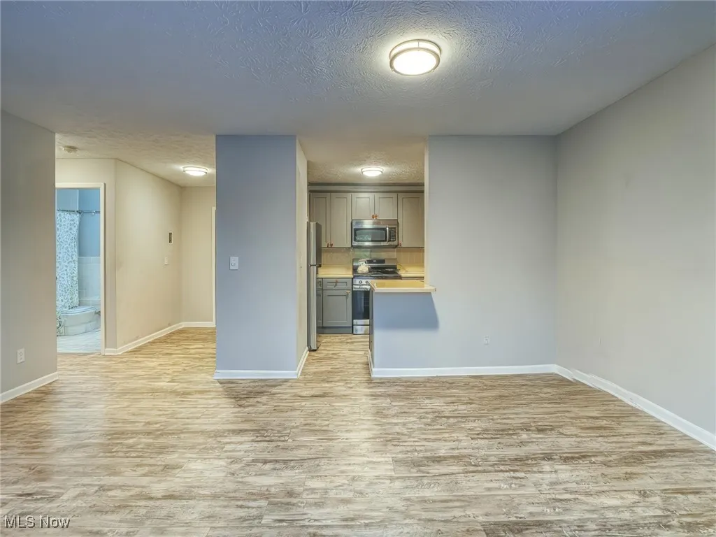 virtually cleared livingroom/dining area
