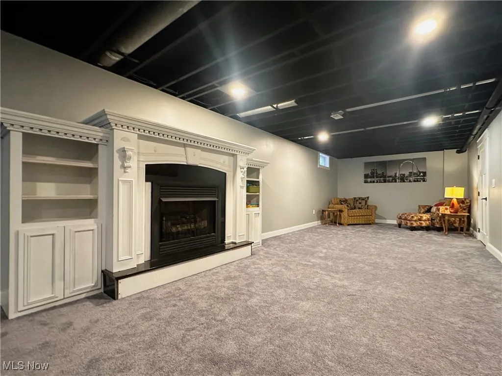 1002 Chestnut Circle, Warren, Ohio 44484,MLS Now Listing ID