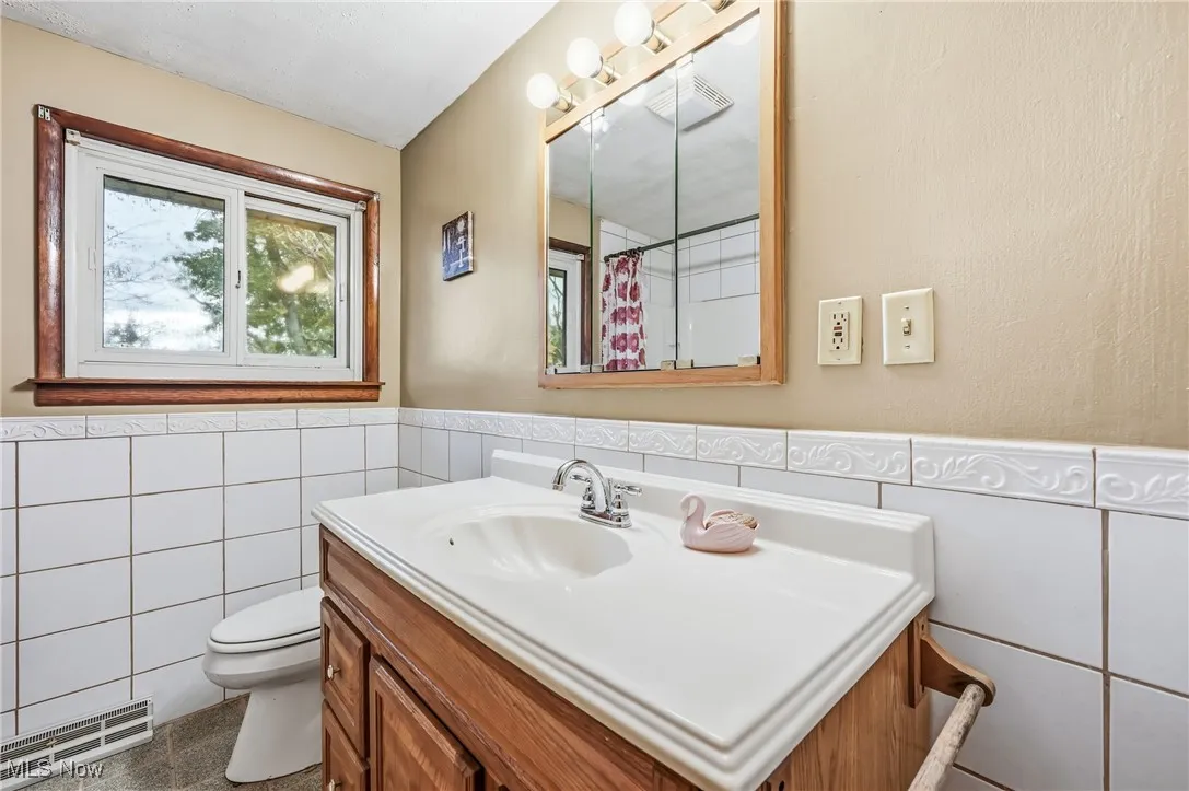 48528 Spruce Court, East Liverpool, Ohio 43920,MLS Now Listing ID