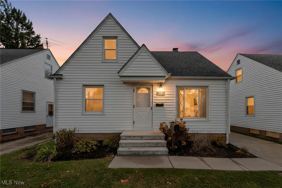 Bungalow with a shingled roof