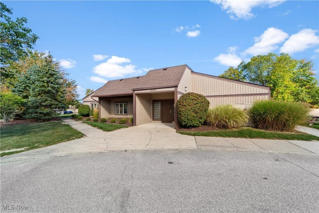 9510 Cove Drive # C-12, North Royalton, Ohio 44133,MLS Now Listing ID
