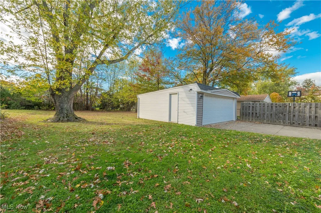 1854 E 300th Street, Wickliffe, Ohio 44092,MLS Now Listing ID