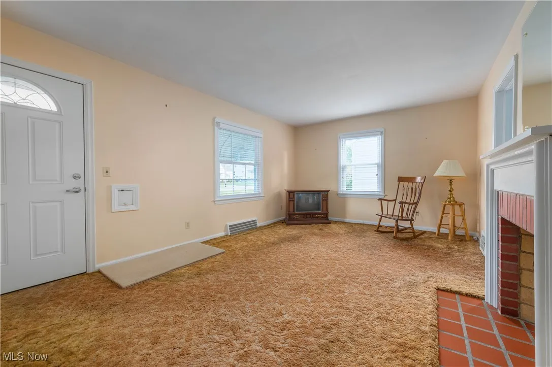 1854 E 300th Street, Wickliffe, Ohio 44092,MLS Now Listing ID