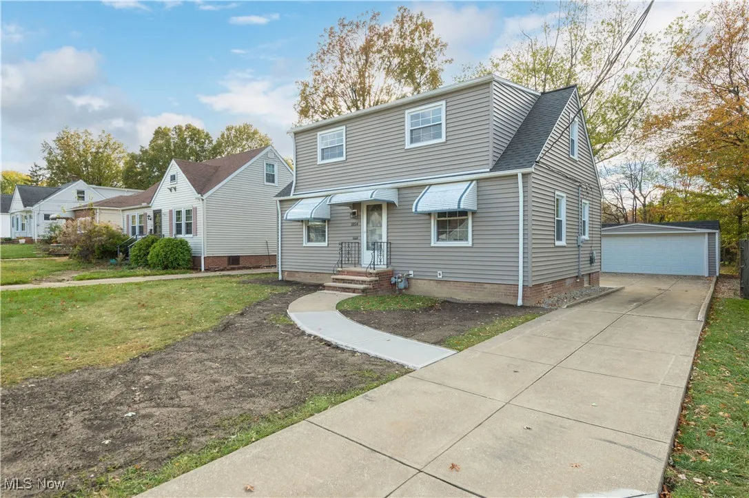 1854 E 300th Street, Wickliffe, Ohio 44092,MLS Now Listing ID