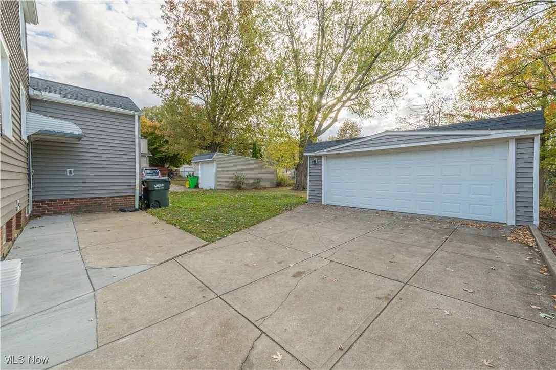 1854 E 300th Street, Wickliffe, Ohio 44092,MLS Now Listing ID