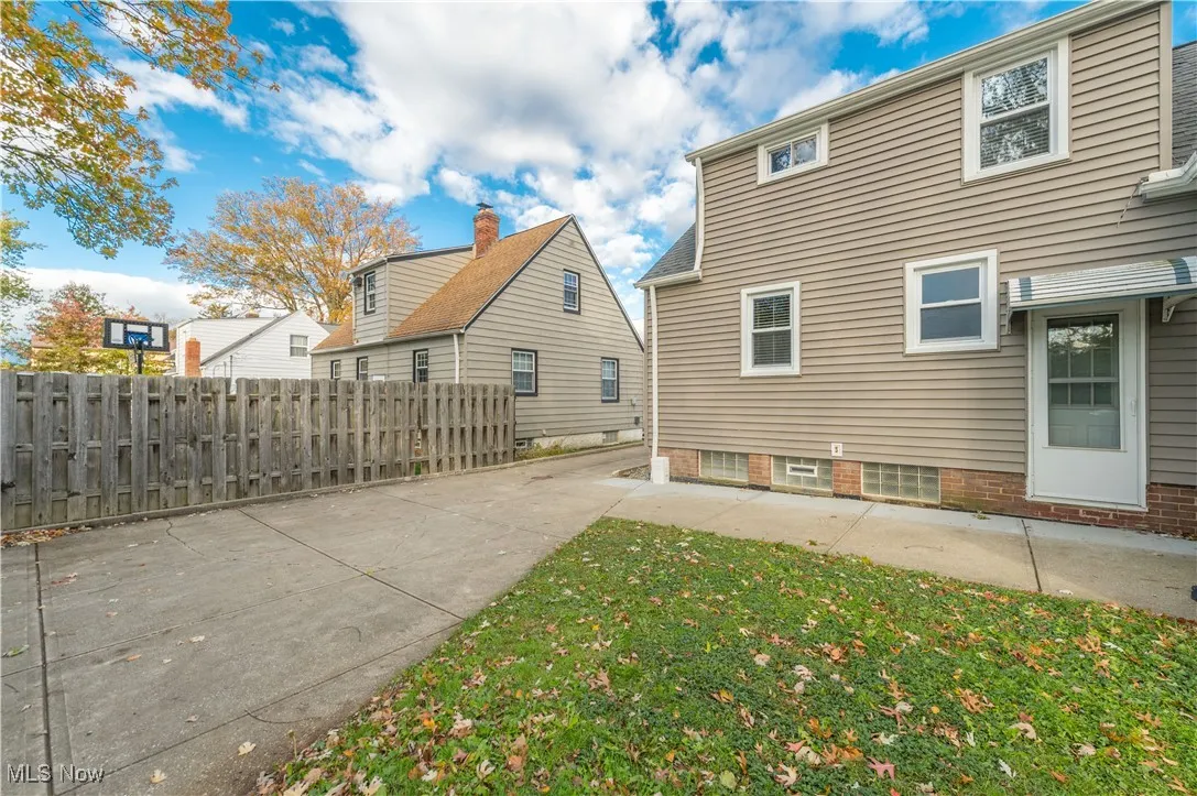 1854 E 300th Street, Wickliffe, Ohio 44092,MLS Now Listing ID