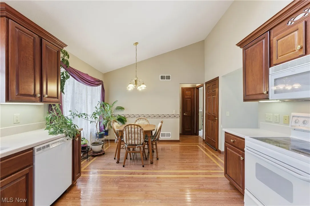 107 E Broad Street, Louisville, Ohio 44641,MLS Now Listing ID