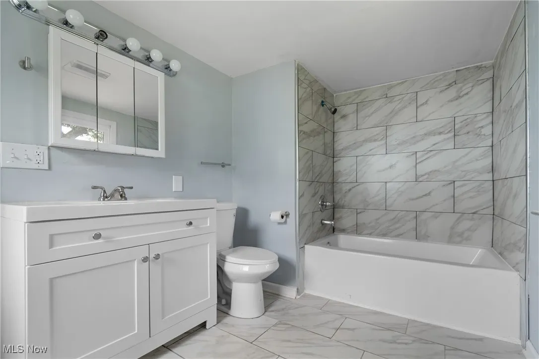 15562 Portage Street, Doylestown, Ohio 44230,MLS Now Listing ID