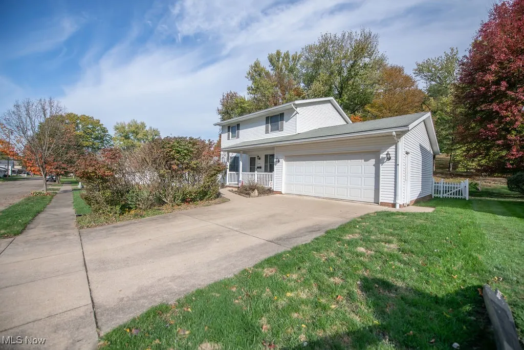 View of front of home with 2 car garage