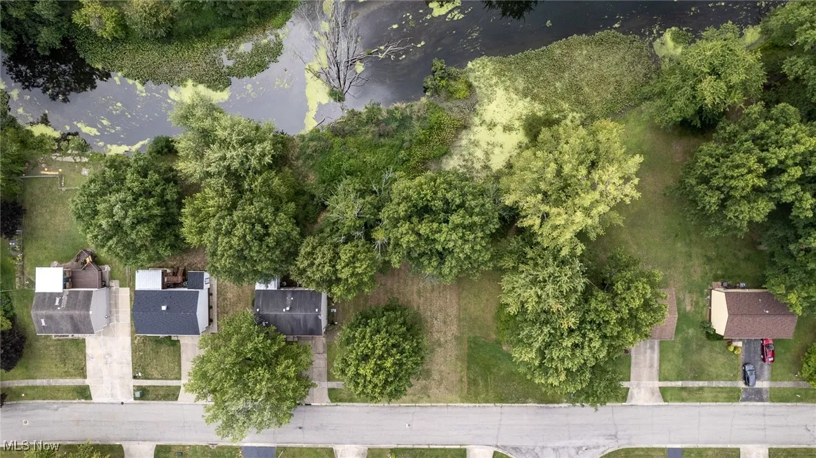 Aerial overview of property's location