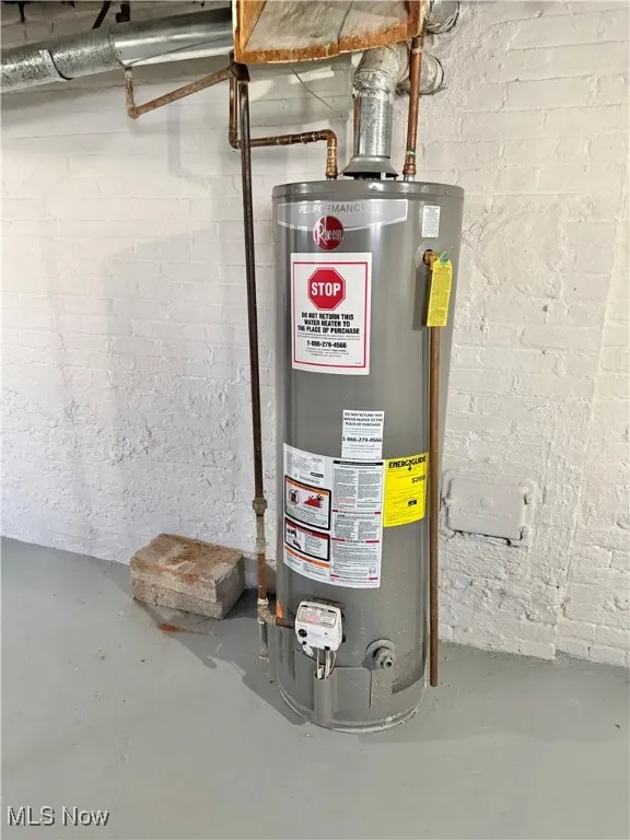 Energy Efficient Hot Water Tank ~