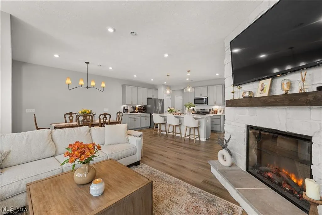 798 N Greenway Drive, Westlake, Ohio 44145,MLS Now Listing ID