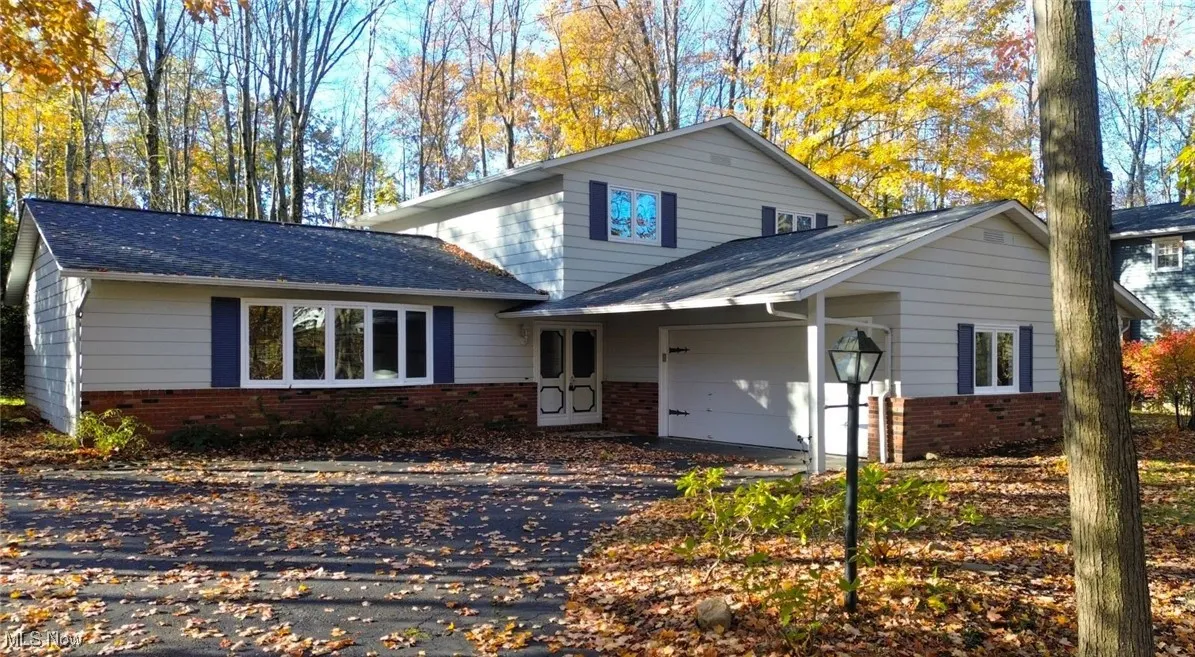 8080 Monterey Drive, Kirtland, Ohio 44094,MLS Now Listing ID