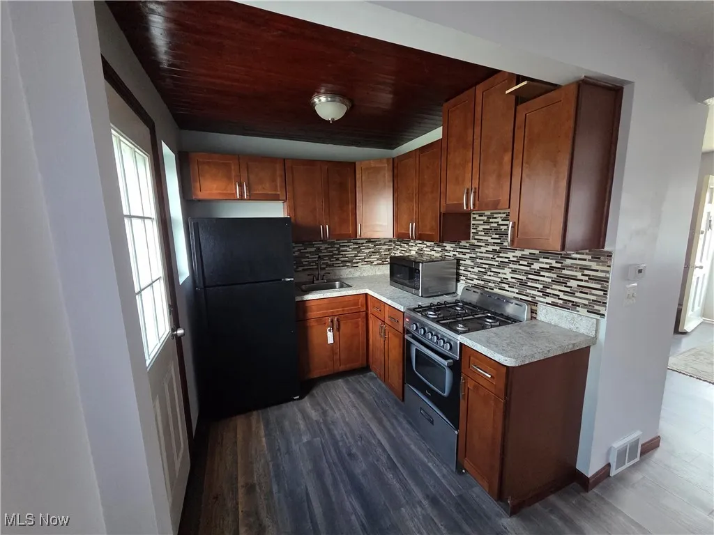 490 Kenwood Drive # B, Euclid, Ohio 44123,MLS Now Listing ID