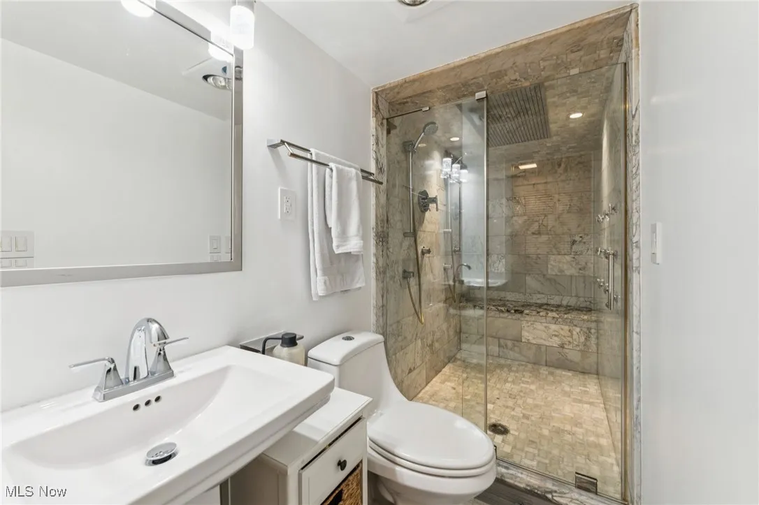 5001 Hollyview, Vermilion, Ohio 44089,MLS Now Listing ID