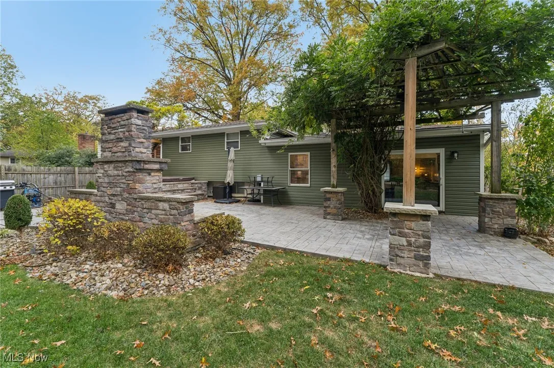 5001 Hollyview, Vermilion, Ohio 44089,MLS Now Listing ID