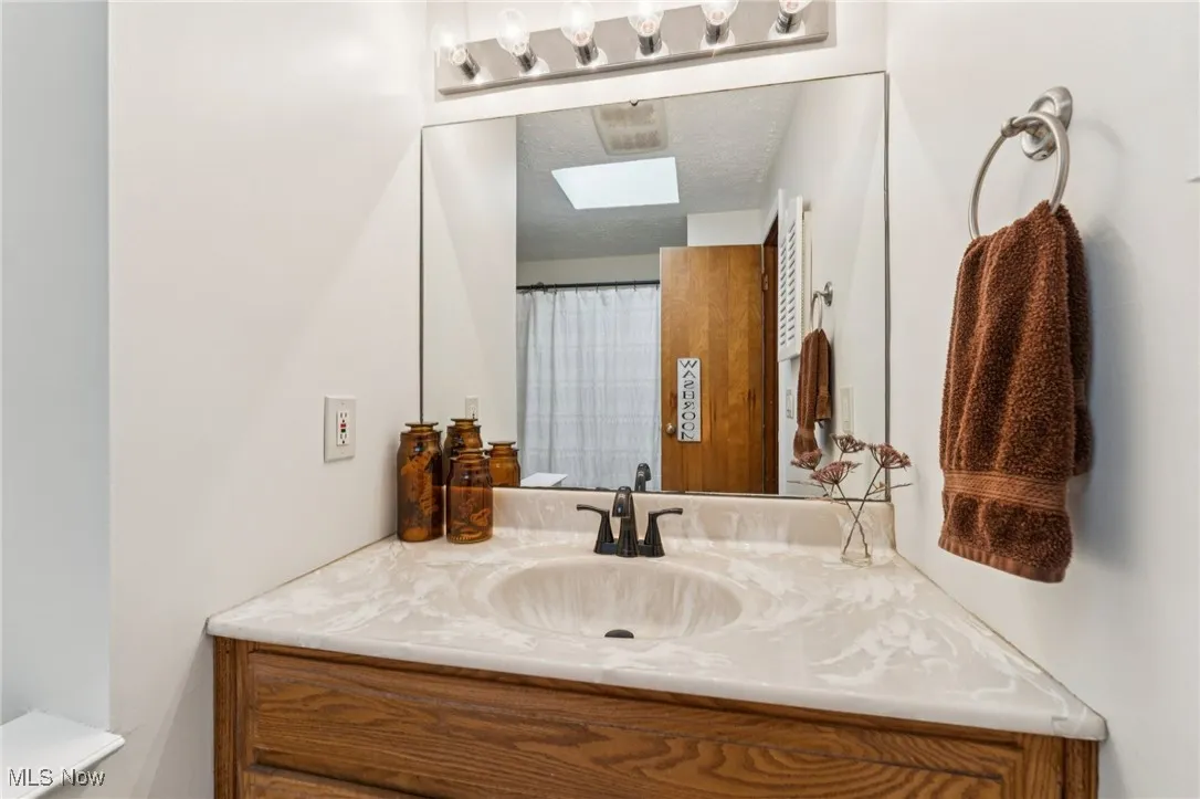 5001 Hollyview, Vermilion, Ohio 44089,MLS Now Listing ID