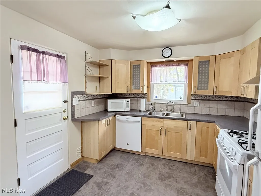 472 Dresden Avenue, Steubenville, Ohio 43952,MLS Now Listing ID