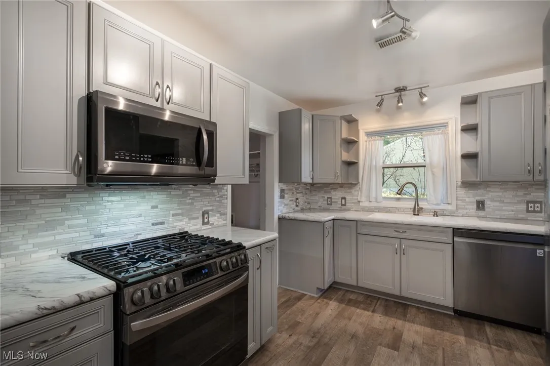 5877 Ford Road, Elyria, Ohio 44035,MLS Now Listing ID