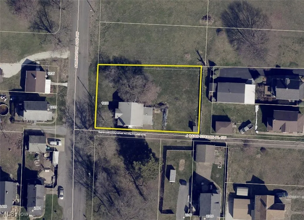 Aerial view of property's location featuring property boundaries highlighted