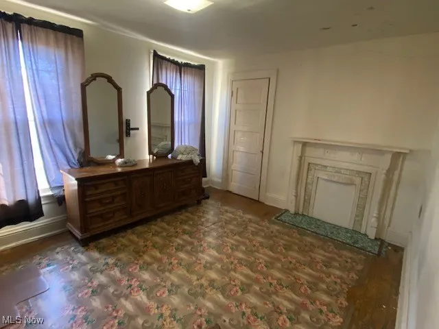 Bedroom with baseboards