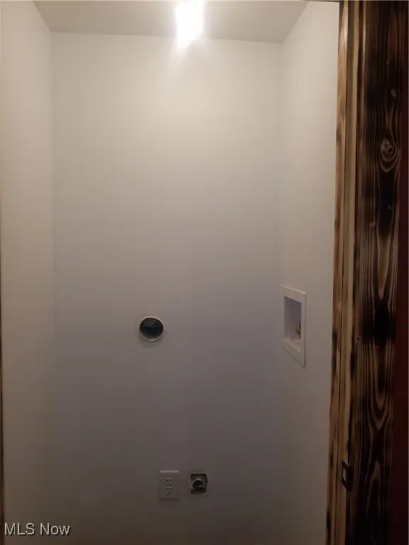 8242-8244 Navarre Road, Massillon, Ohio 44646,MLS Now Listing ID