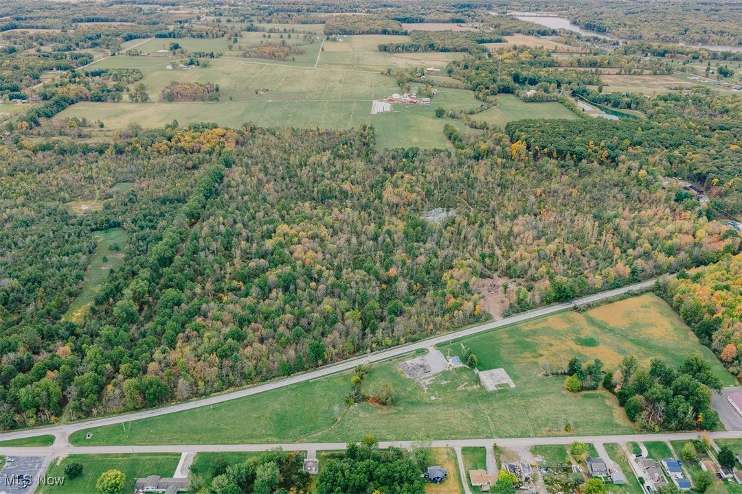 Aerial view of property's location featuring rural landscape