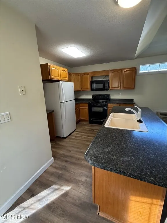 915 Main Street, Dresden, Ohio 43821,MLS Now Listing ID