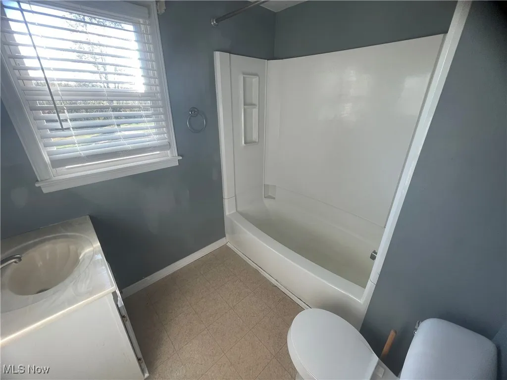 415 Old Colliers Way, Weirton, West Virginia 26062,MLS Now Listing ID