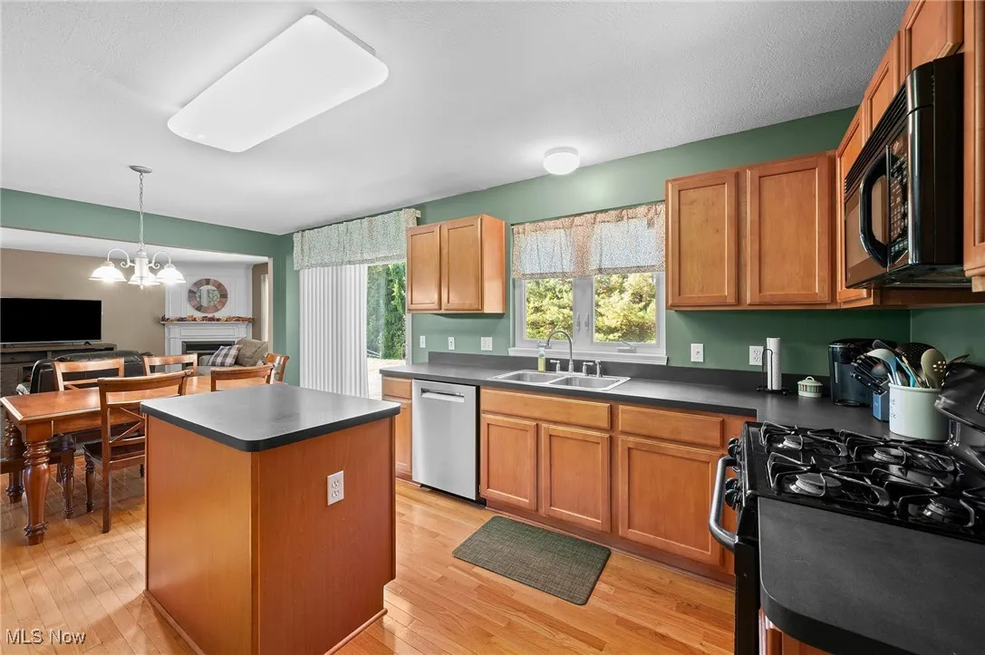 4900 Salton Drive, Brunswick, Ohio 44212,MLS Now Listing ID