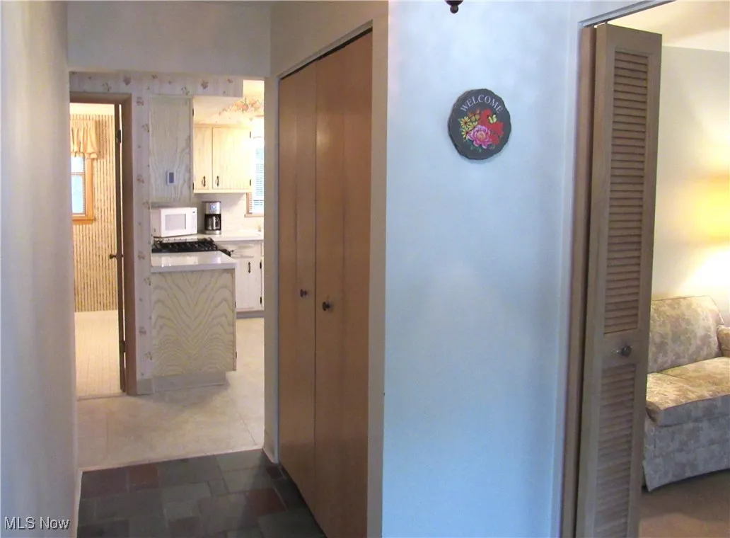 4805 Maple Hill Drive, Seven Hills, Ohio 44131,MLS Now Listing ID