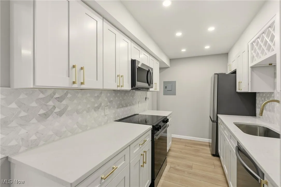 5824 Tiffany Court, Lyndhurst, Ohio 44124,MLS Now Listing ID