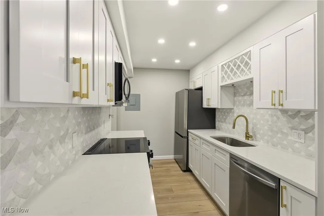 5824 Tiffany Court, Lyndhurst, Ohio 44124,MLS Now Listing ID