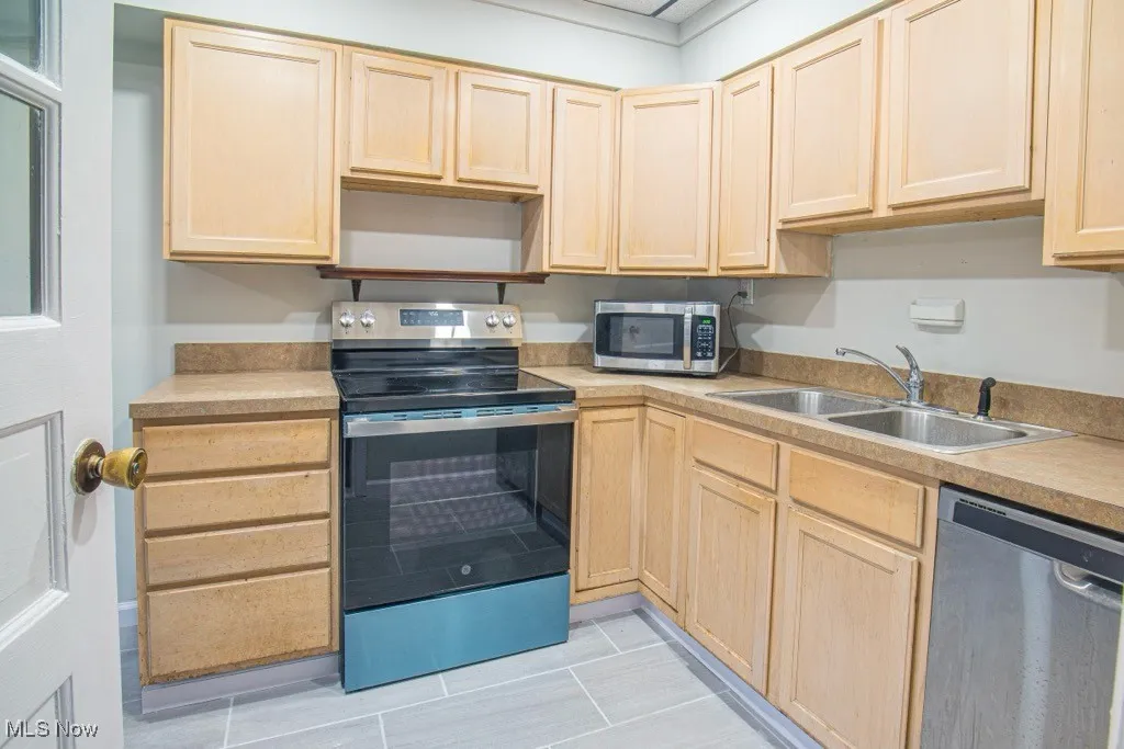 1399 Barlow Road # 1, Hudson, Ohio 44236,MLS Now Listing ID