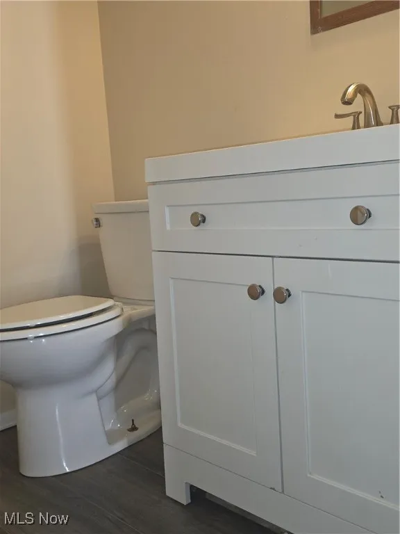 210 Regina Drive, Bedford, Ohio 44146,MLS Now Listing ID